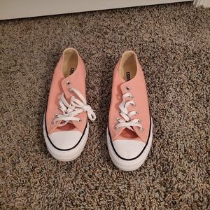 Pink Converse All Stars